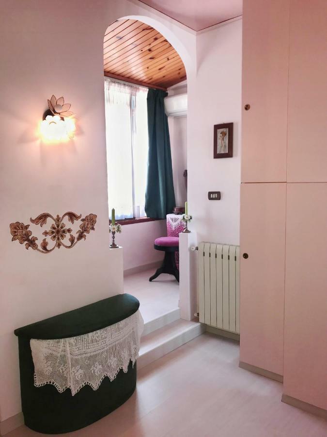 タオルミーナCasa Al Duomoアパートメント エクステリア 写真