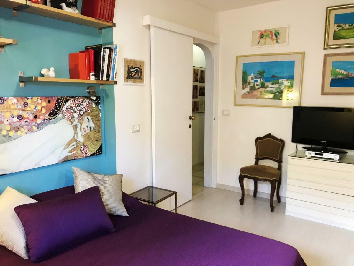 タオルミーナCasa Al Duomoアパートメント エクステリア 写真